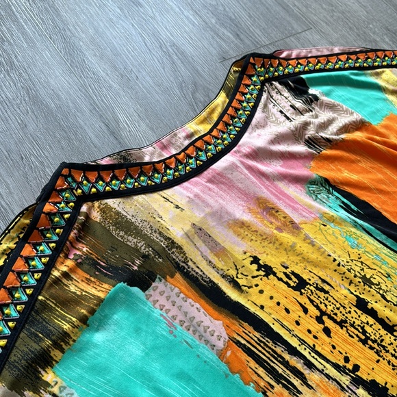 ECI Beaded neckline scrunch waist blouse Size Large D8 - Picture 2 of 5